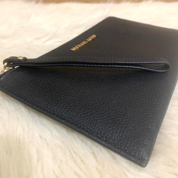 MICHAEL KORS Large 10" Black Pebbled Leather FLAT Pouch Wristlet Clutch - Picture 12 of 12